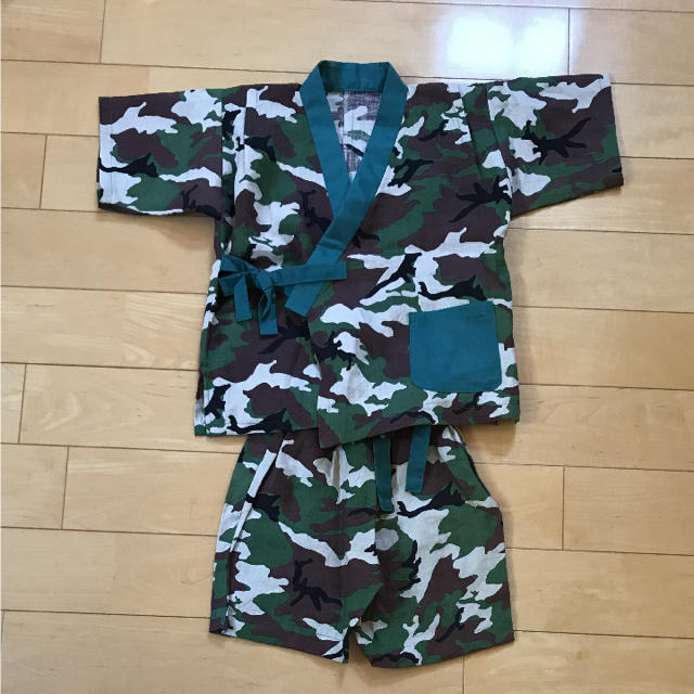 新品 迷彩柄 110 甚平 キッズ/ベビー/マタニティのキッズ服男の子用(90cm~)(甚平/浴衣)の商品写真