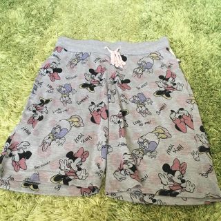 ディズニー(Disney)のミニー＆デイジー ハーフパンツ(ハーフパンツ)