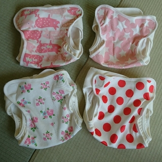 ニシキベビー(Nishiki Baby)の布おむつカバー 70センチ ４枚セット(ベビーおむつカバー)