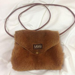 アグ(UGG)のUGG ショルダーバック(ショルダーバッグ)