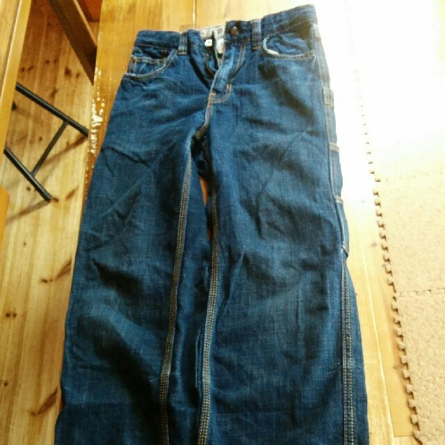 GAP(ギャップ)のGAP DENIM 140㎝　ストレートジーンズ キッズ/ベビー/マタニティのキッズ服女の子用(90cm~)(パンツ/スパッツ)の商品写真