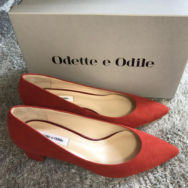 Odette e Odile(オデットエオディール)の値下げしました！新品未使用 オデットエオディール チャンキーヒール 5.5㎝ レディースの靴/シューズ(ハイヒール/パンプス)の商品写真