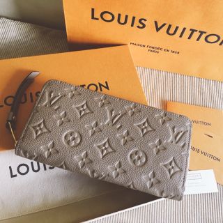 ルイヴィトン(LOUIS VUITTON)の極美品 ルイヴィトン ジッピーウォレット 完売 2017 秋 冬 新型 新作(財布)