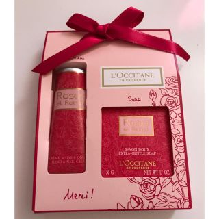 ロクシタン(L'OCCITANE)の再値下げ！ロクシタン.ローズメルシーキット.2点セット.新品未開封(ハンドクリーム)