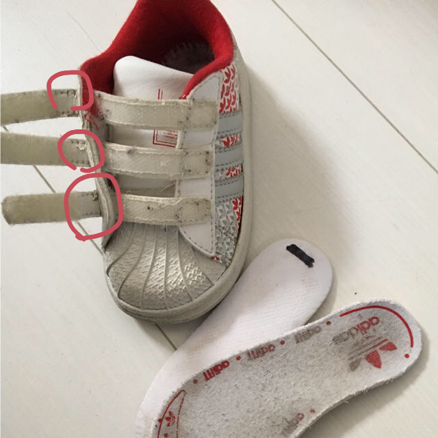 adidas(アディダス)のadidasキッズ13センチ キッズ/ベビー/マタニティのベビー靴/シューズ(~14cm)(スニーカー)の商品写真