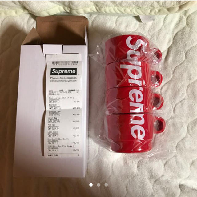 Supreme(シュプリーム)のシュプリーム stackingcups set of 4 カップ 赤 red インテリア/住まい/日用品のキッチン/食器(グラス/カップ)の商品写真