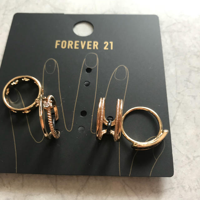 FOREVER 21(フォーエバートゥエンティーワン)のForever21 リングセット H&M zara Bershka asos レディースのアクセサリー(リング(指輪))の商品写真