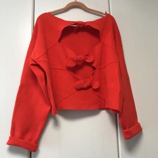 ザラ(ZARA)のzara バックリボン ニット(ニット/セーター)