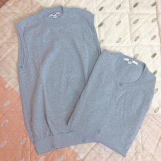 ユニクロ(UNIQLO)のグレーノースリーブ&カーデSET(カーディガン)