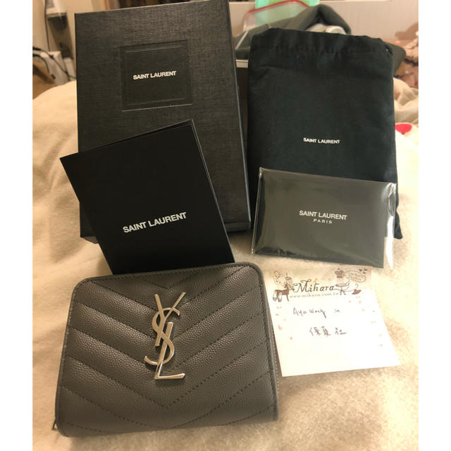 新品ysl saint Laurent 未使用 折り財布 イヴ.サンローランレディース