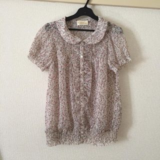 ダブルクローゼット(w closet)の花柄シフォンシャツ🌸(シャツ/ブラウス(半袖/袖なし))