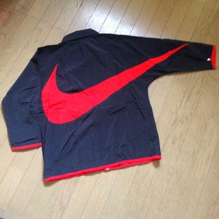 ナイキ(NIKE)の※もすもす様専用※NIKE BIGスウォッシュ ナイロンジャケット(ナイロンジャケット)