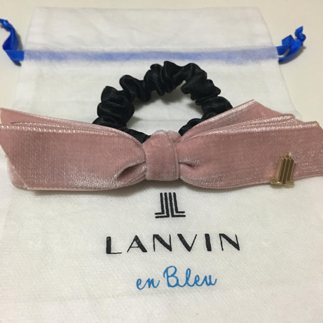 LANVIN en Bleu(ランバンオンブルー)のLANVIN en Bleu ベロア リボンシュシュ  レディースのヘアアクセサリー(ヘアゴム/シュシュ)の商品写真