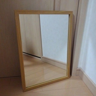 ムジルシリョウヒン(MUJI (無印良品))の無印　壁にかけられる鏡A3(ドレッサー/鏡台)