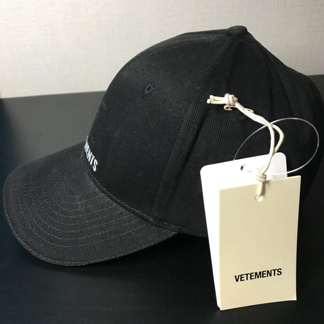 VETEMENTS LOGO CAP キャップ