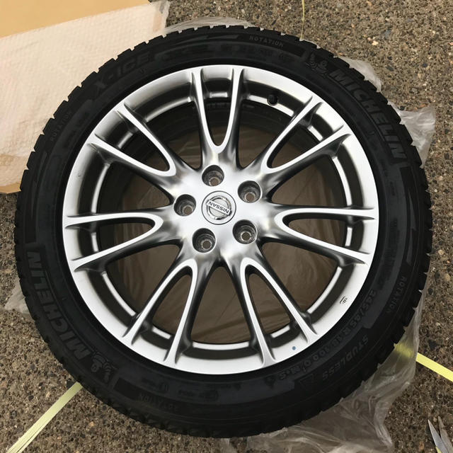 ENKEI製。NISSAN スカイライン V36 タイプSP 純正 しかた 18インチ ENKEI製。NISSAN スカイライン V36 タイプSP 純正 しかた 18インチ
