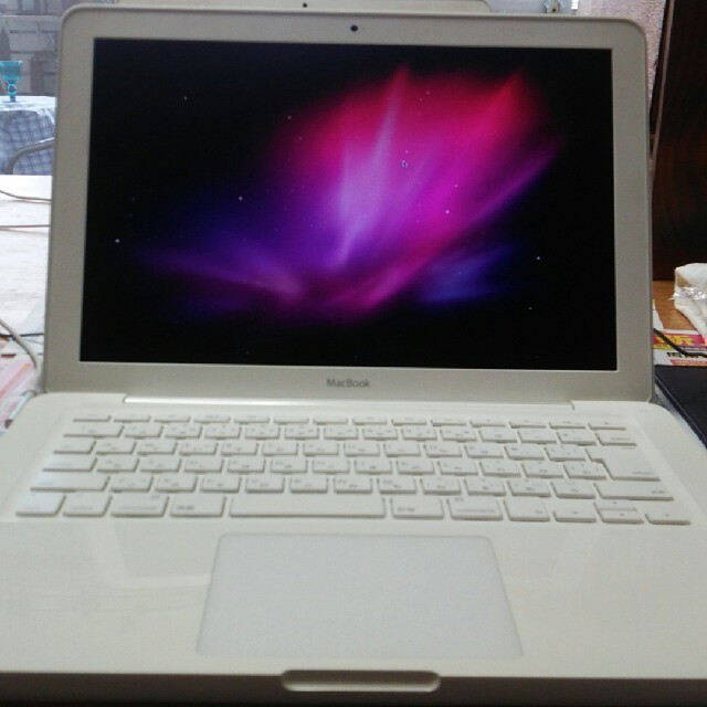 Apple MacBook 2.4GHz/2GB/250GB/ MC516J/A
