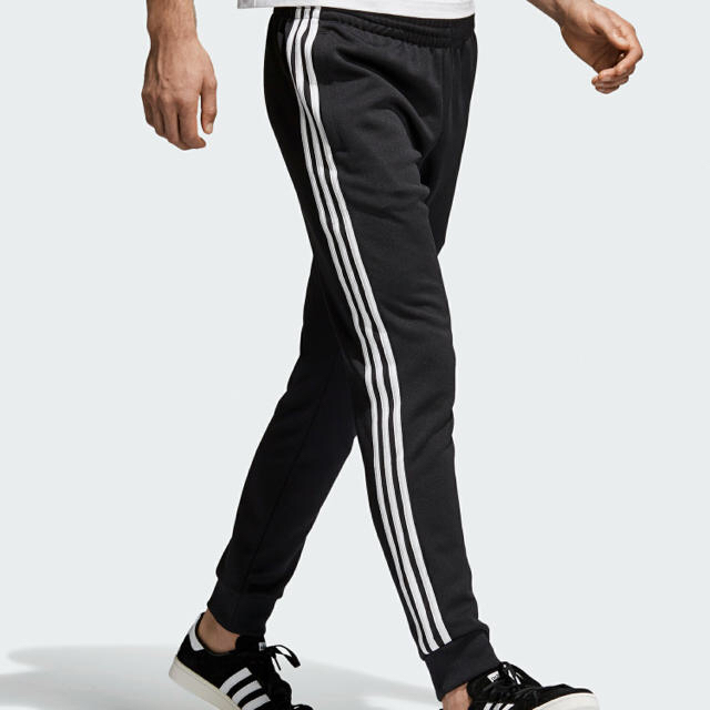 adidas(アディダス)のアディダスオリジナルス トラックスパンツ メンズのパンツ(その他)の商品写真