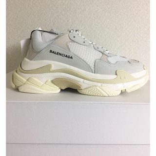 バレンシアガ(Balenciaga)のBALENCIAGA TRIPLE S バレンシアガ トリプルS 41(スニーカー)