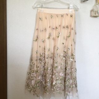 リリーブラウン(Lily Brown)のお取り置き中 もぐ様専用♪新品 lily brown チュール刺繍スカート(ひざ丈スカート)