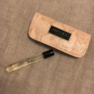 ジミーチュウ(JIMMY CHOO)の【新品未使用】JMMY CHOO ケース付き香水(香水(女性用))