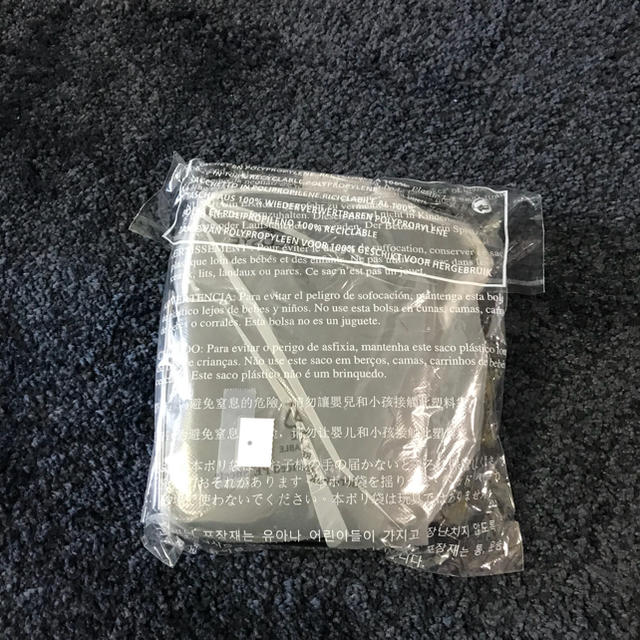 Supreme(シュプリーム)のSupreme  Lacoste Shoulder Bag 黒 国内正規品 メンズのバッグ(ショルダーバッグ)の商品写真
