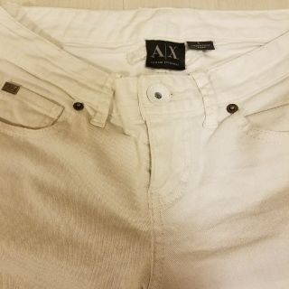 アルマーニエクスチェンジ(ARMANI EXCHANGE)のARMANI　EXCHANGE  白　スキニーデニム(デニム/ジーンズ)