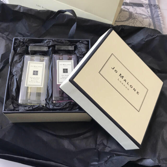 Jo Malone(ジョーマローン)のさいか様専用ジョーマローン バスオイル コスメ/美容のボディケア(入浴剤/バスソルト)の商品写真