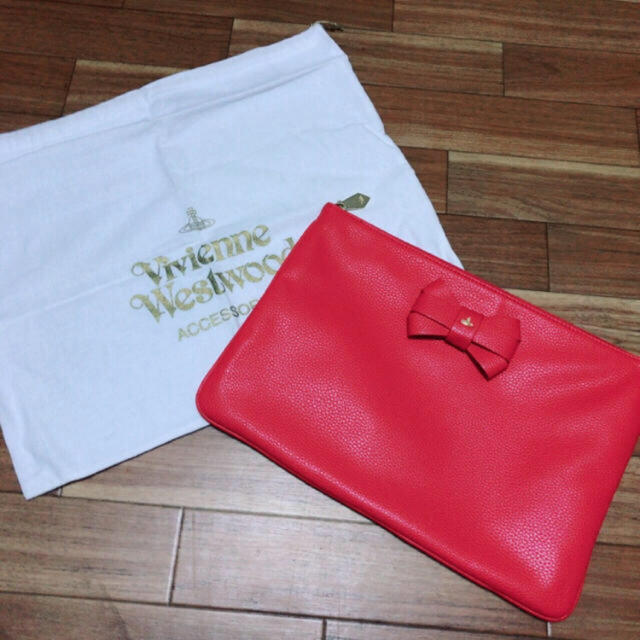 Vivienne Westwood(ヴィヴィアンウエストウッド)のヴィヴィアンウエスッドウッド❤️正規品 レディースのバッグ(クラッチバッグ)の商品写真