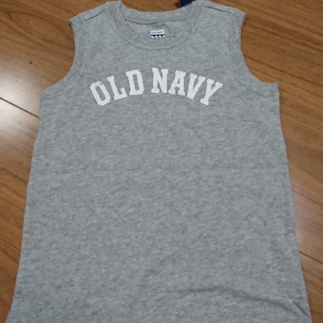 Old Navy(オールドネイビー)の新品 オールドネイビー 5T 110センチ キッズ/ベビー/マタニティのキッズ服女の子用(90cm~)(Tシャツ/カットソー)の商品写真