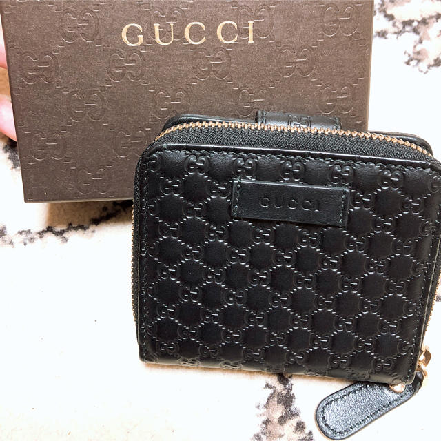 Gucci(グッチ)のGUCCI 二つ折り財布 レディースのファッション小物(財布)の商品写真