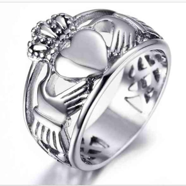 愛、友情、幸せの象徴 特別な指輪 クラダリング( 16号) 男女兼用モデル レディースのアクセサリー(リング(指輪))の商品写真