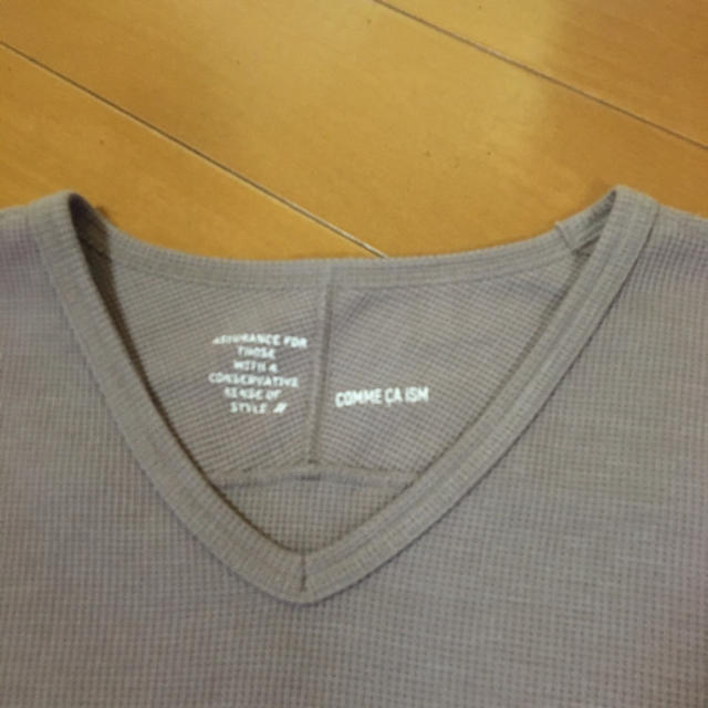 COMME CA ISM(コムサイズム)の長袖Tシャツ ブイネック 未使用に近い  コムサイズム レディースのトップス(Tシャツ(長袖/七分))の商品写真