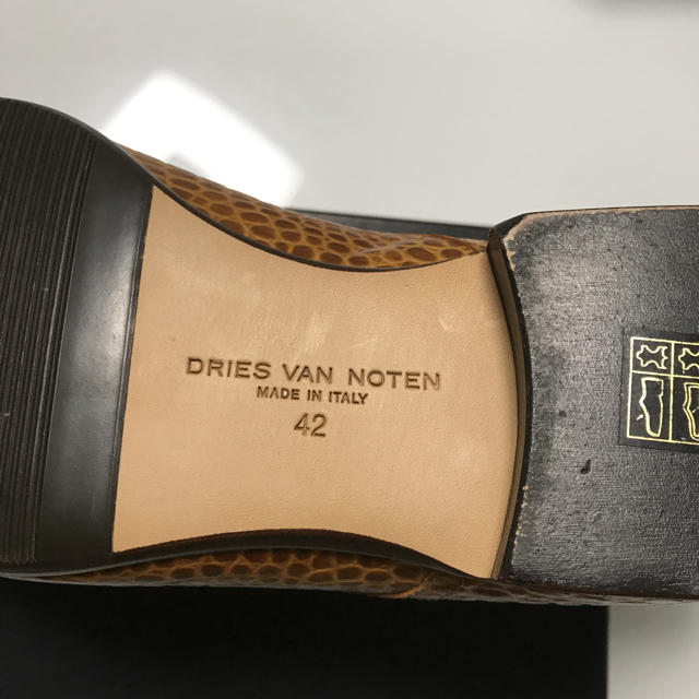 DRIES VAN NOTEN(ドリスヴァンノッテン)のDRIES VAN NOTEN ドリス ヴァン  ノッテン  メンズサイズ 42 メンズの靴/シューズ(スリッポン/モカシン)の商品写真