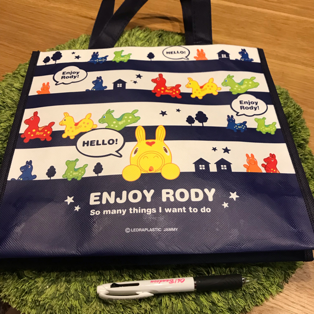 Rody(ロディ)のロディ限定ランチトートバック レディースのバッグ(トートバッグ)の商品写真