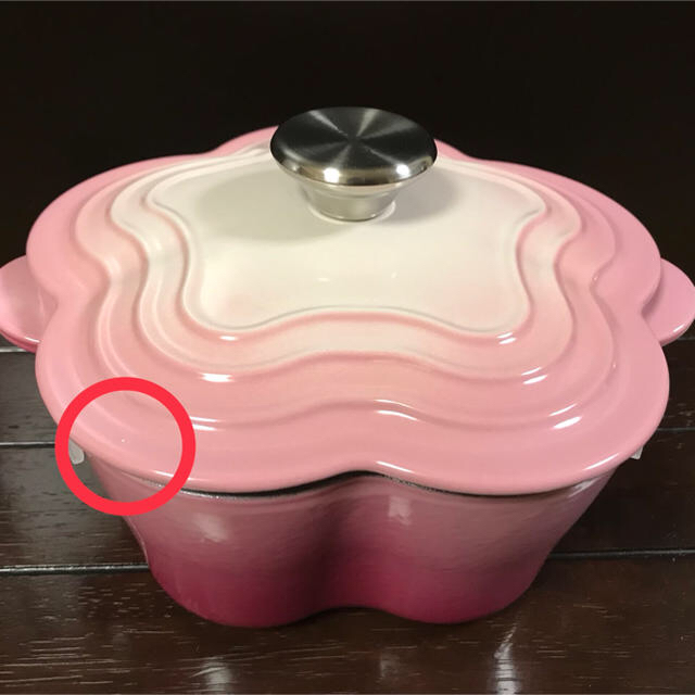 LE CREUSET(ルクルーゼ)のル・クルーきなこ様 専用です。ブーケピンク  ココットフルール インテリア/住まい/日用品のキッチン/食器(鍋/フライパン)の商品写真