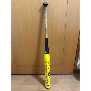 ルイスビルスラッガー(Louisville Slugger)のカタリスト ソフトボールバット3号(バット)