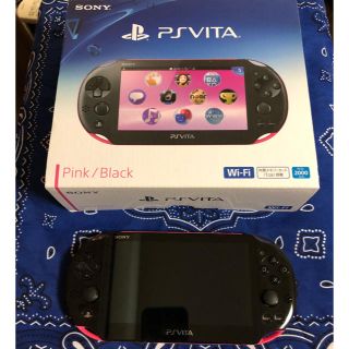 プレイステーションヴィータ(PlayStation Vita)の付属品完備 美品 おまけ付き PSVITA 本体 PCH-2000 ヴィータ(携帯用ゲーム機本体)