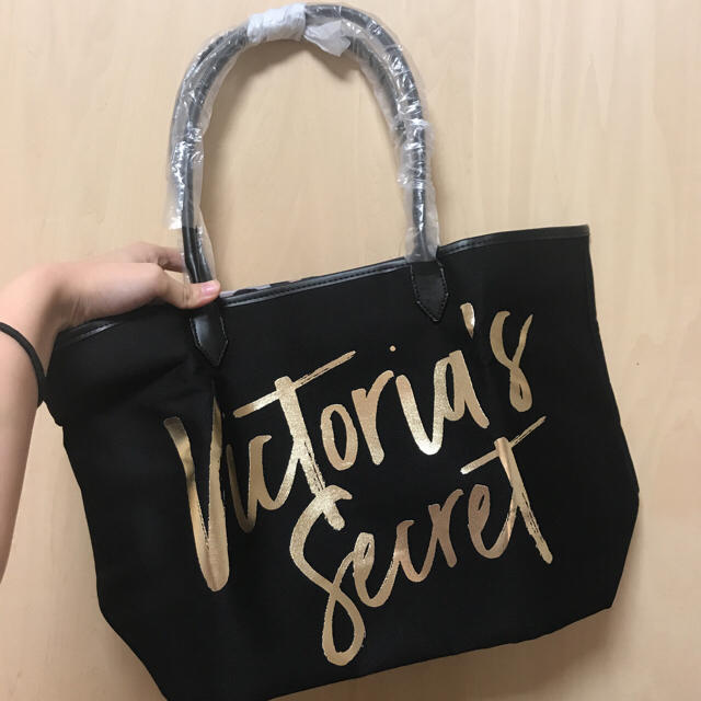 Victoria's Secret(ヴィクトリアズシークレット)のVictoria’s Secretバッグ レディースのバッグ(トートバッグ)の商品写真