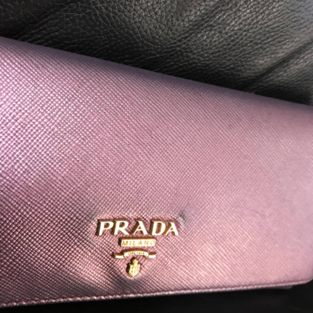 PRADA(プラダ)の2点おまとめの方専用です。 レディースのファッション小物(財布)の商品写真