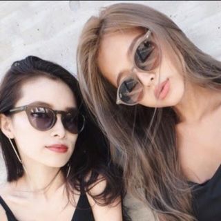 レイバン(Ray-Ban)のRay- Banレイバン サングラス ベージュRB2180 CELINE(サングラス/メガネ)