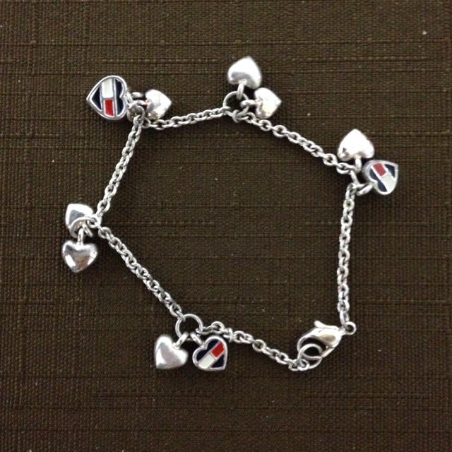 TOMMY HILFIGER(トミーヒルフィガー)のTommy ブレスレット♡ レディースのアクセサリー(ブレスレット/バングル)の商品写真