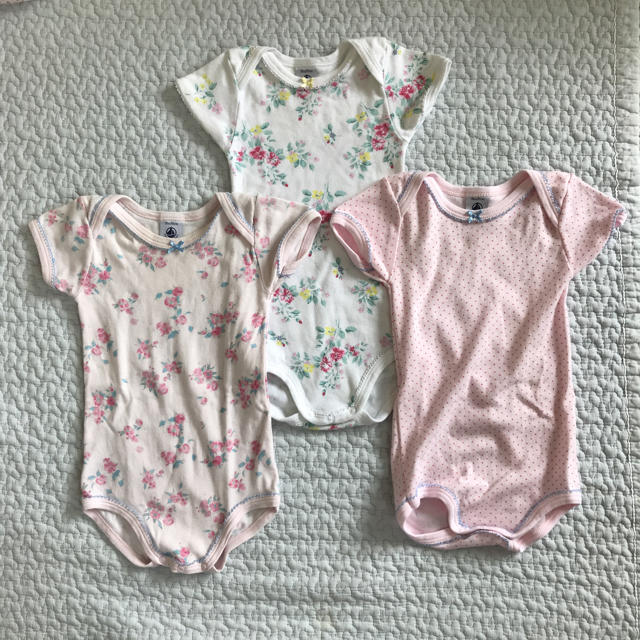 PETIT BATEAU(プチバトー)のプチバトー ロンパース3枚セット 難あり キッズ/ベビー/マタニティのベビー服(~85cm)(ロンパース)の商品写真