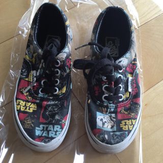 ヴァンズ(VANS)のVANS×STARWARSキッズスニーカー！ヴァンズとスターウォーズのコラボ(スニーカー)