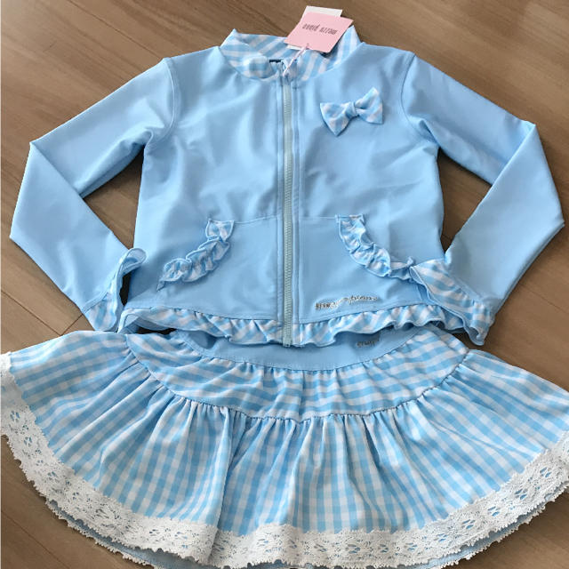 新品タグ付き♡メゾピアノ♡水着とラッシュガードセット♡１１０サイズ