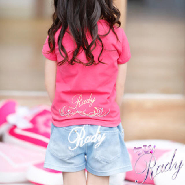 Rady(レディー)のrady ミニバイカラーフレームTシャツ キッズ/ベビー/マタニティのキッズ服女の子用(90cm~)(Tシャツ/カットソー)の商品写真