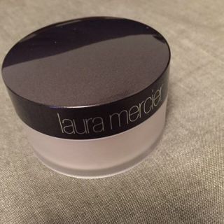 ローラメルシエ(laura mercier)のlaura mercier パウダー(その他)