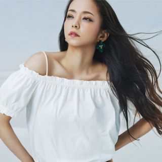 エイチアンドエム(H&M)の安室奈美恵様専用(ピアス)