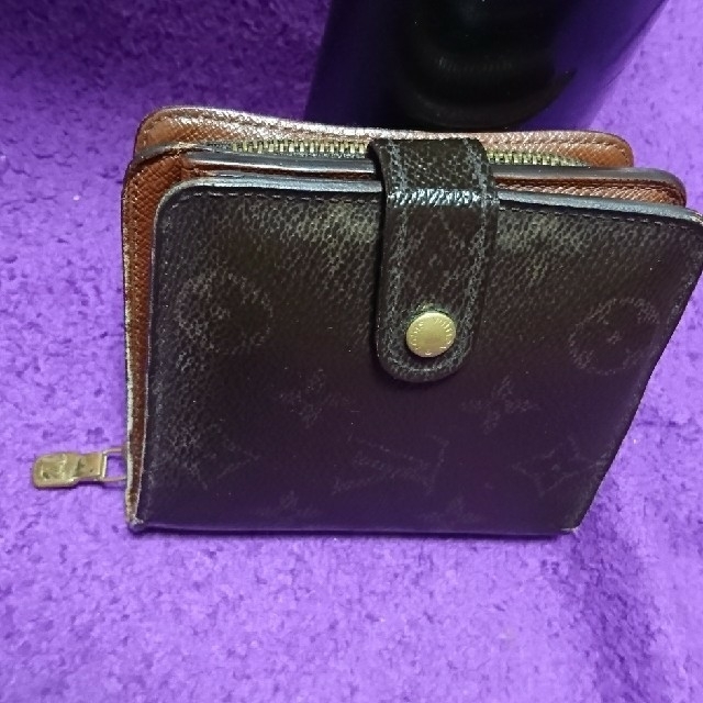 LOUIS VUITTON(ルイヴィトン)のルイヴィトン☆折り財布 レディースのファッション小物(財布)の商品写真