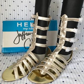 ジェフリーキャンベル(JEFFREY CAMPBELL)のＪＣジェフリーキャンベルCA限定グラディエーターgold23cmUS6(サンダル)